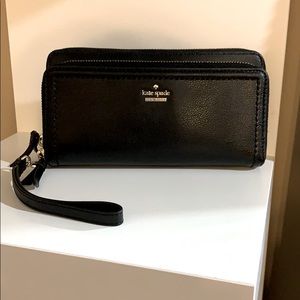 Kate Spade Wristlet Phone Wallet